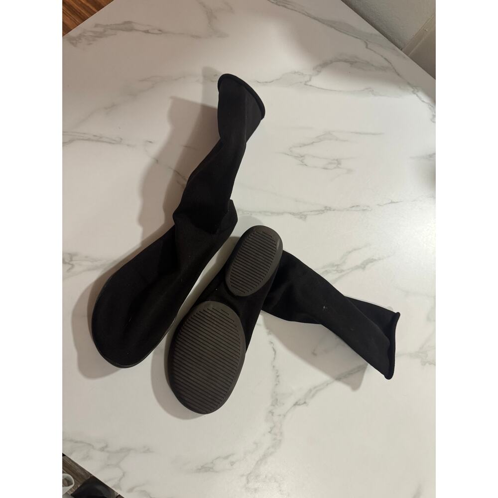 Yeezy Pods Slip On Sock Shoes Size 3 (XL) Fits Men's 12 and other sizes.